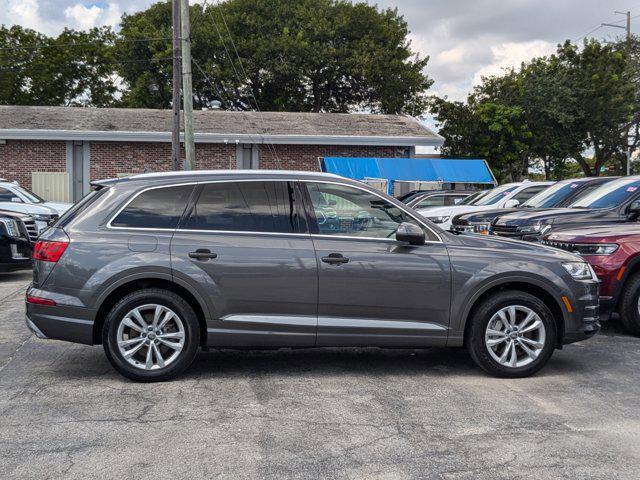 2019 audi q7 55 premium