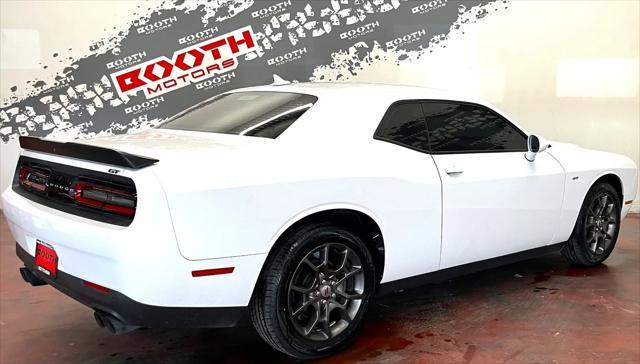 2018 dodge challenger gt