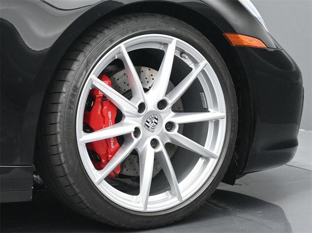 2024 porsche 911 carrera 4s
