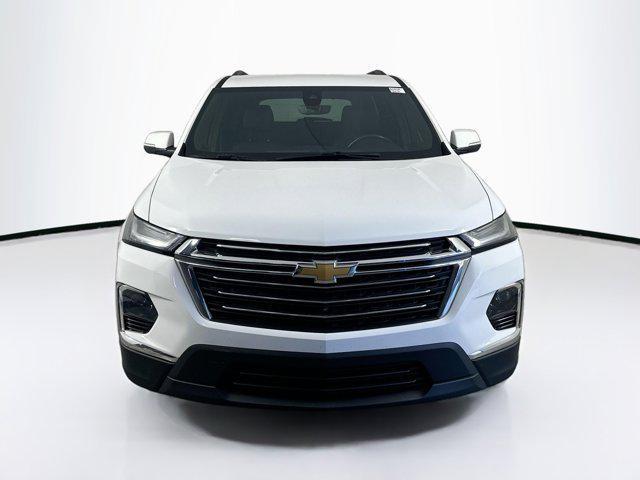 2022 chevrolet traverse lt leather