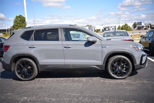 2023 volkswagen taos 1.5t se