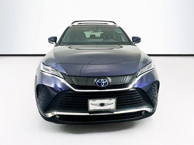 2023 toyota venza le