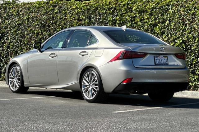 2014 lexus is 250 base