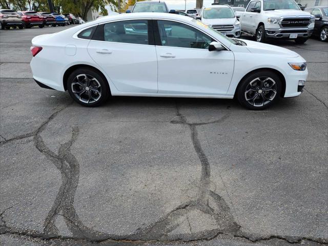 2022 chevrolet malibu fwd lt