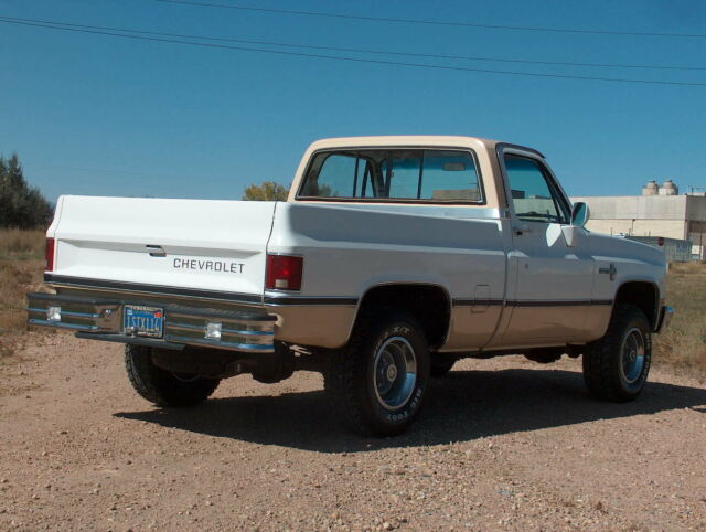 1984 chevrolet k-10 4x4 scottsdale - two owner, 70,000 0riginal miles - nice