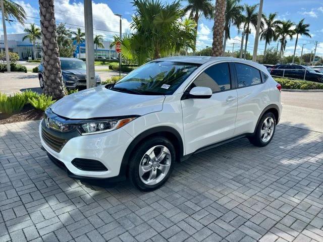 2022 honda hr-v lx