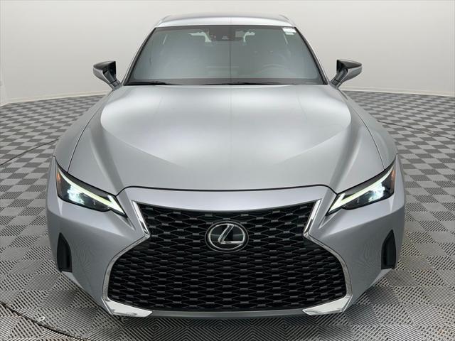 2021 lexus is 300 base