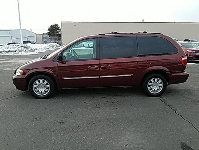 2007 chrysler town and country touring touring 4dr extended mini-van for sale in billings, montana