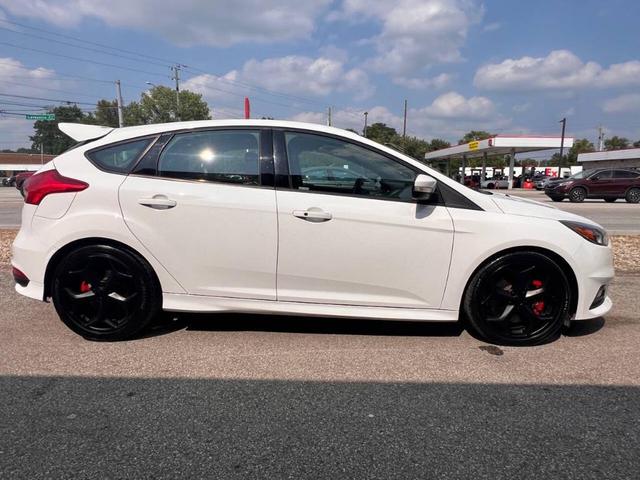 2018 ford focus st