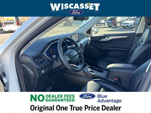 2022 ford escape sel