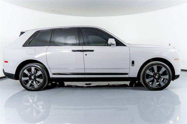 2023 rolls-royce cullinan base