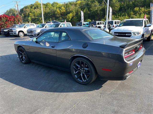 2022 dodge challenger r/t
