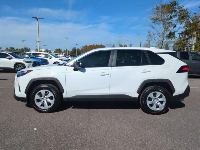 2024 toyota rav4 le