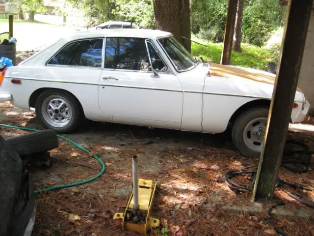 1972 mgb-gt v-8 conversion project