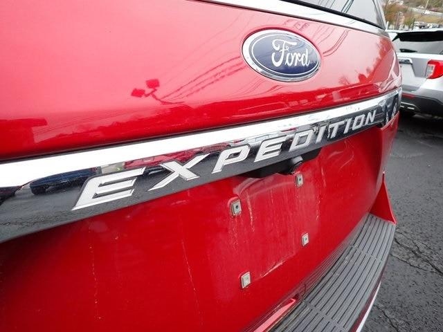 2021 ford expedition xlt
