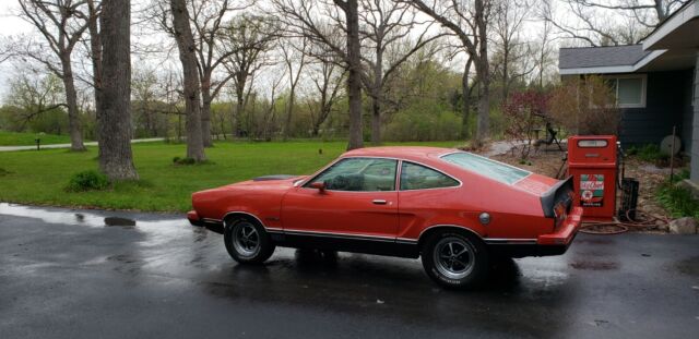 1974 ford mustang mach1 survivor