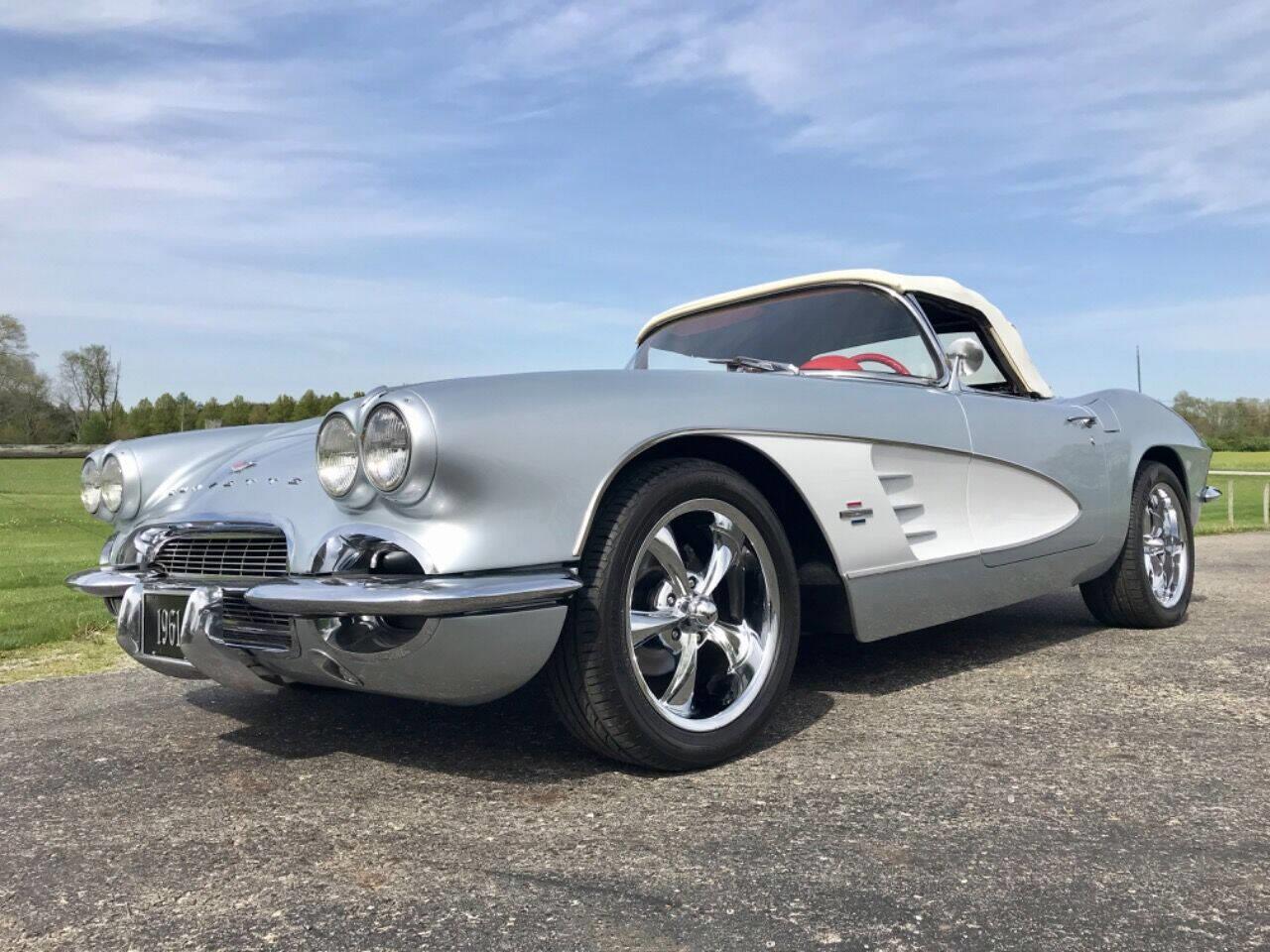 1961 chevrolet corvette