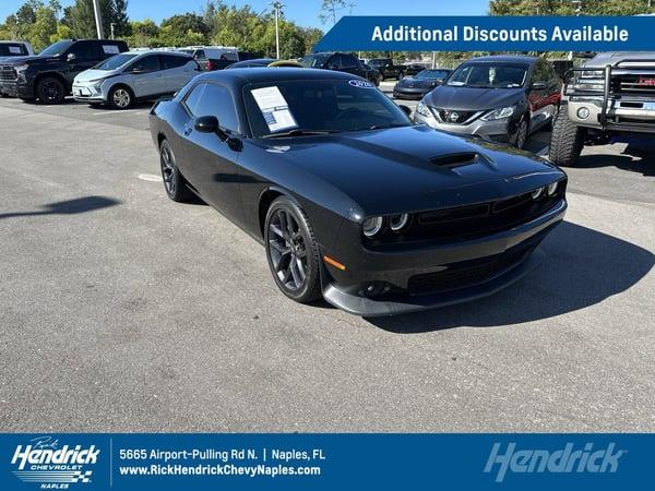 2020 dodge challenger in hartford, wisconsin