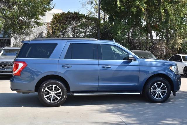 2020 ford expedition xlt