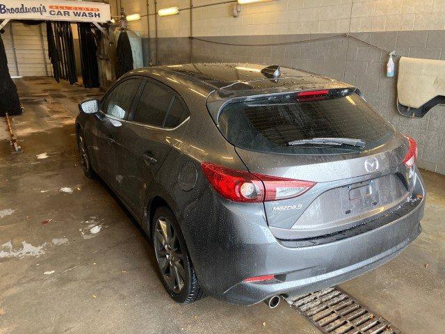 2018 mazda mazda3 touring