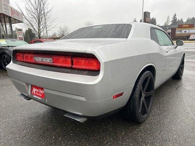 2012 dodge challenger sxt in seattle, washington