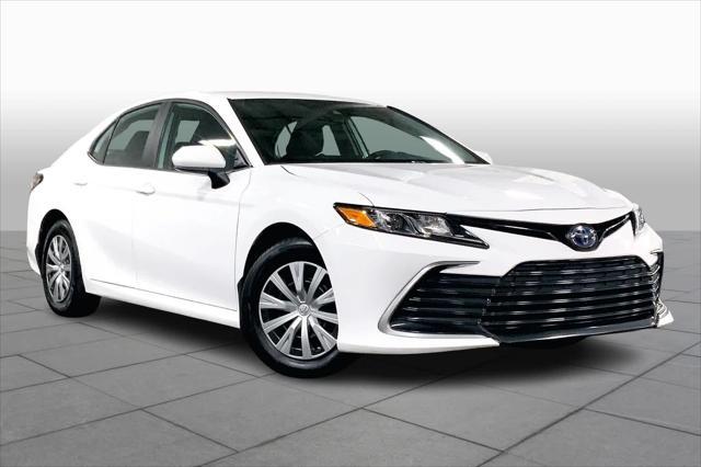 2023 toyota camry le