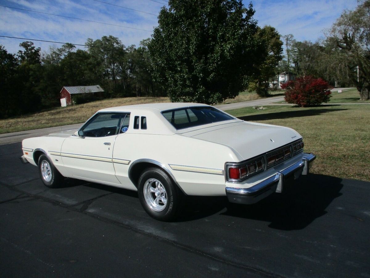 1975 ford torino elite 33.876 actual miles like new condition inside and out !