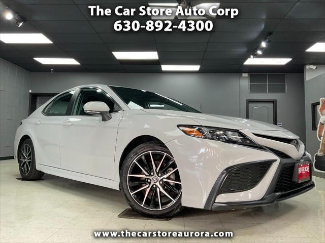 2022 toyota camry se