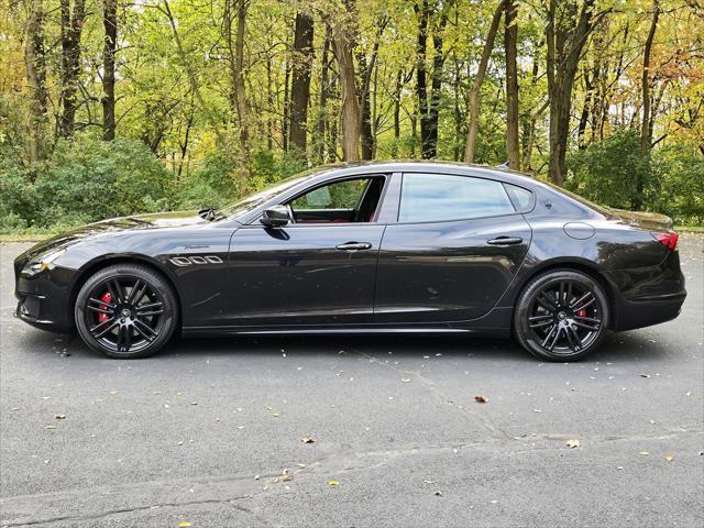 2022 maserati quattroporte modena q4