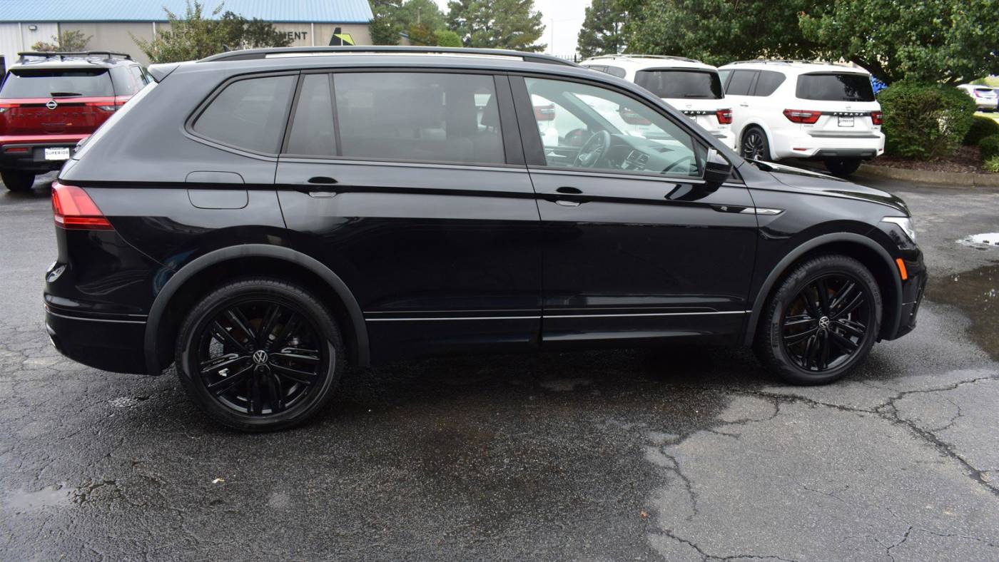 2022 volkswagen tiguan se r-line black