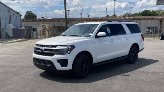new 2024 ford expedition max xlt rwd