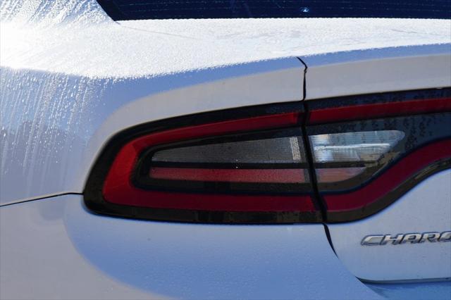 2020 dodge charger sxt