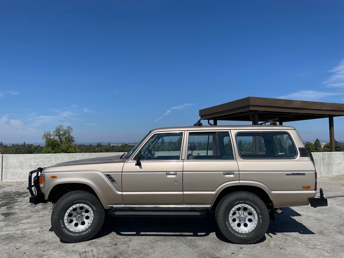 1984 toyota land cruiser suv brown 4wd automatic fj60