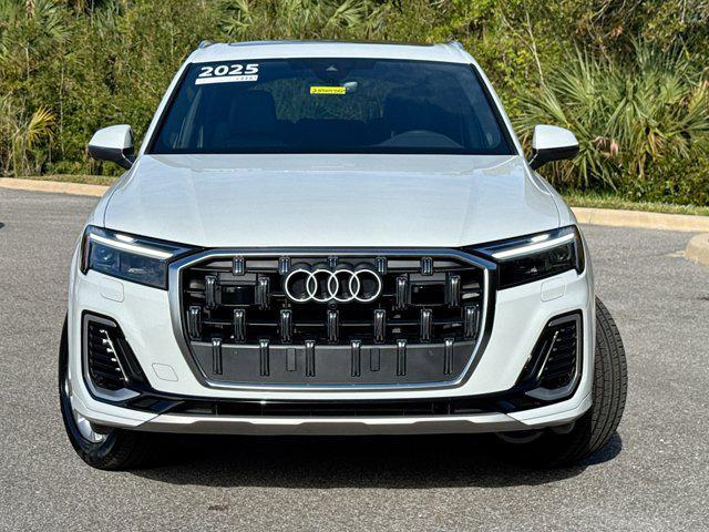 2025 audi q7 45 premium plus