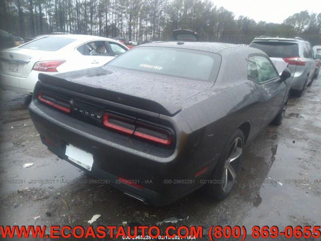 2019 dodge challenger sxt