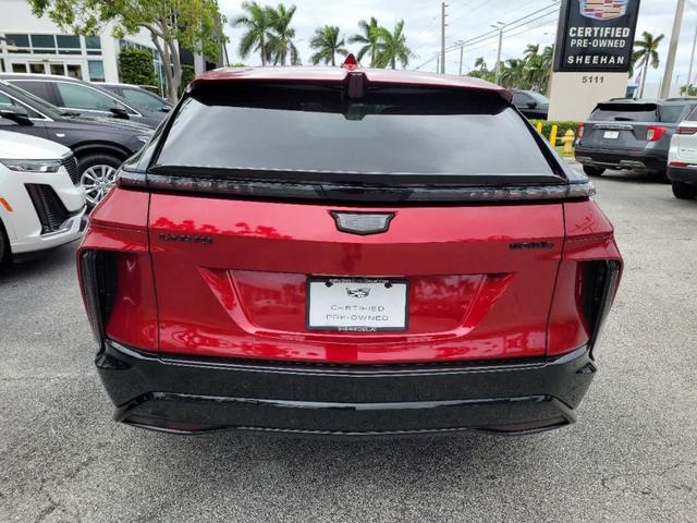 2024 cadillac lyriq luxury