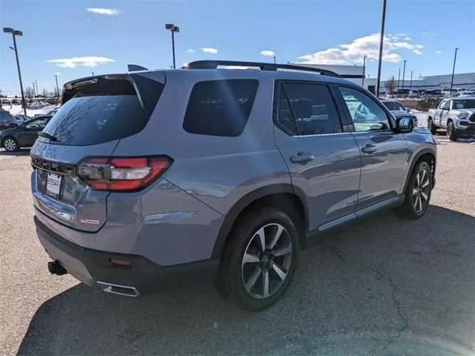 2023 honda pilot touring 4dr all-wheel drive in windsor, colorado