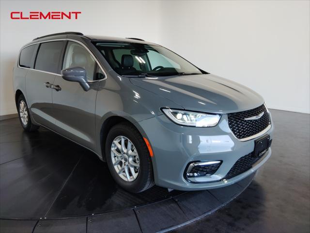 2022 chrysler pacifica touring l