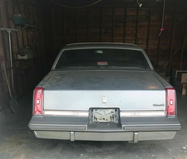 1987 oldsmobile cutlass supreme car