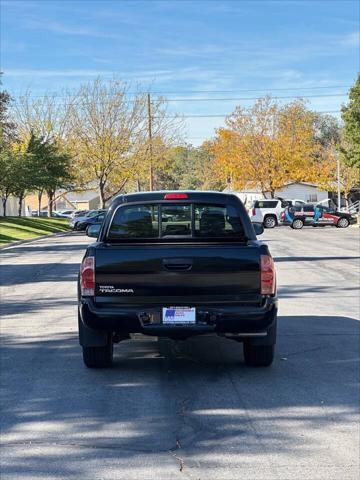 2015 toyota tacoma base