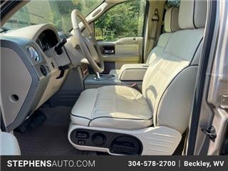2006 Lincoln Mark LT base