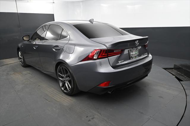 2016 lexus is 300 base
