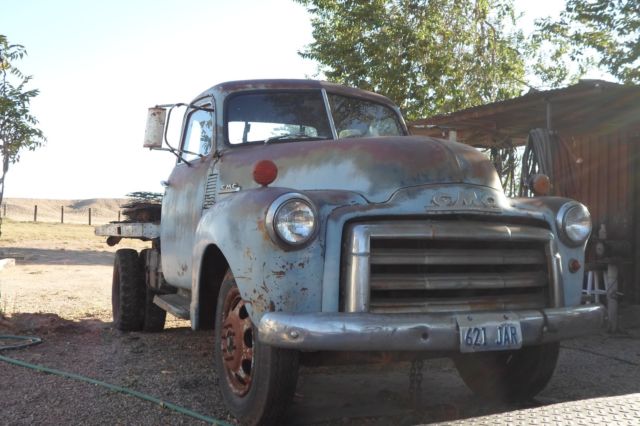1950 1 ton dually flatbed 5-window truck