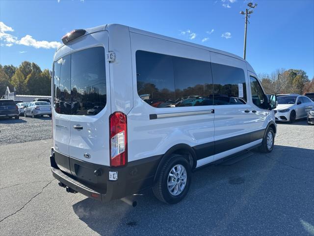 2022 ford transit-350 xlt