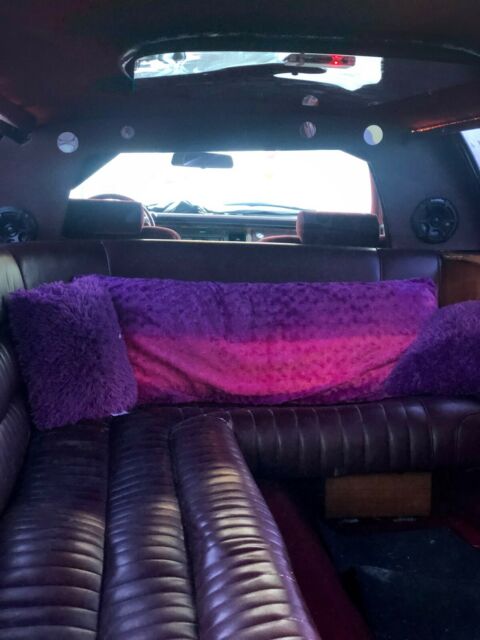 1994 lincoln super stretch town car limousine pink