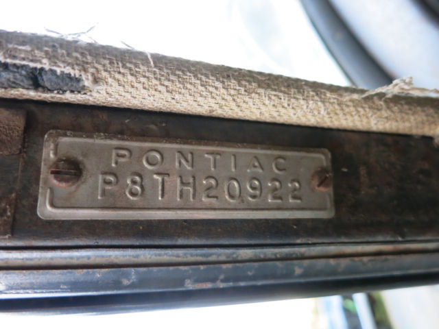 pontiac streamliner fastback deluxe - silver streak 8-cyl., hydramatic