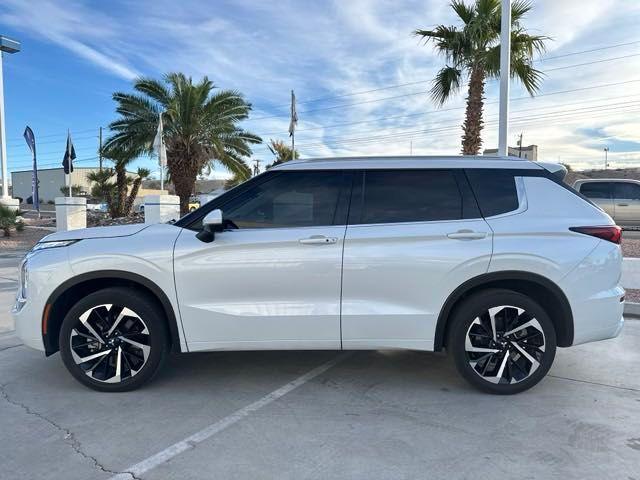 2023 mitsubishi outlander sel