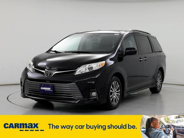 2020 toyota sienna xle