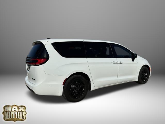 2024 chrysler pacifica hybrid s appearance pkg