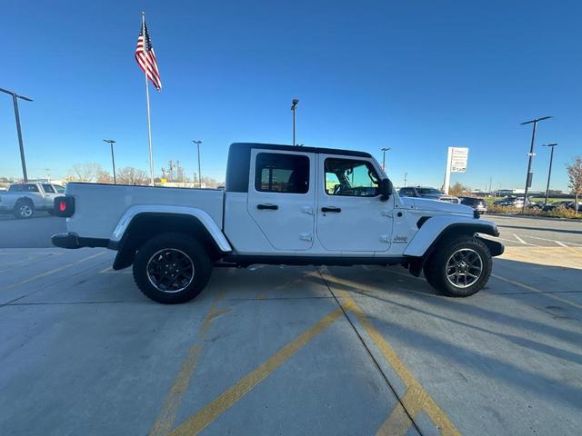 2023 jeep gladiator overland